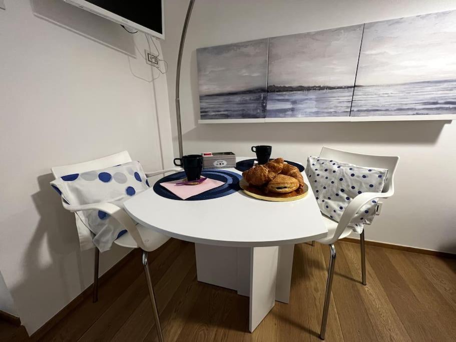 Tiny House In Centro Appartement Bari Buitenkant foto